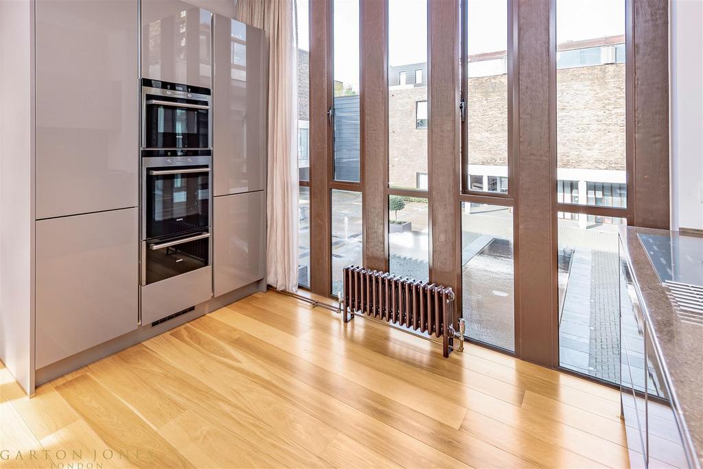 Kitchen (2).jpg