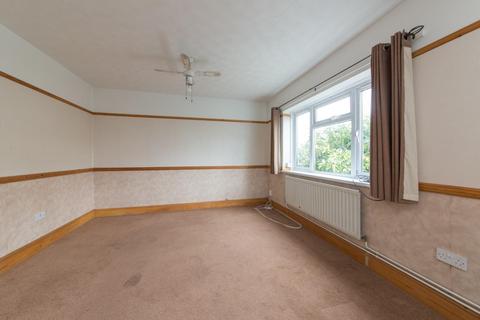 8 Kimberley Road, Newington, Ramsgate, CT12 6HF