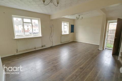 2 High Hazel Road, Moorends, Doncaster, DN8 4QB
