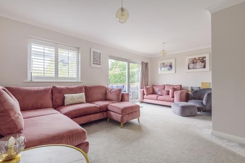 4 bedroom semi-detached house for sale - Cundell Way, Kings Worthy, Winchester, Hampshire, SO23