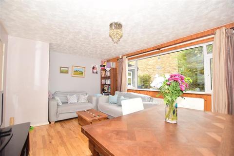 19 Foxglove Close, Edenbridge, TN8 6DJ