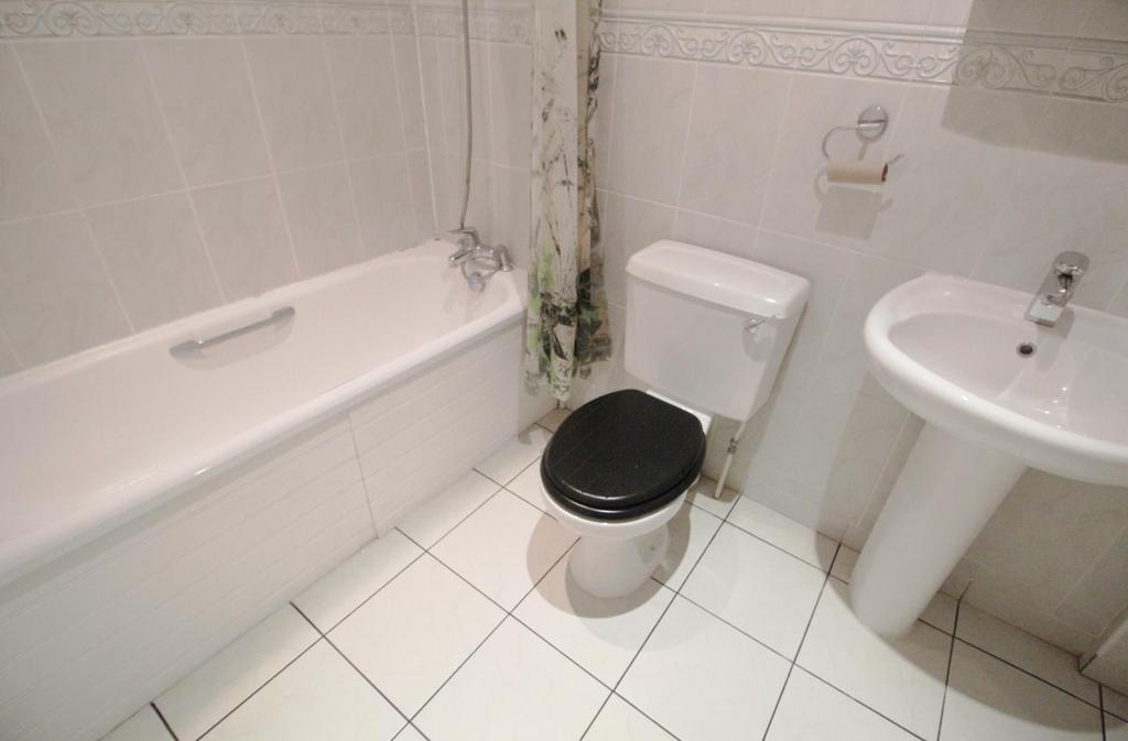 Ensuite Bathroom