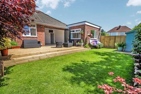 1 Vine Close, Sarisbury Green, Southampton, SO31 7DB