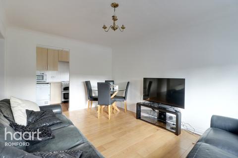 28 Marwell Close, Romford, RM1 2TE