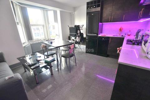 3 bedroom flat to rent - Wokingham Road, Reading