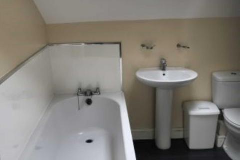 5 bedroom penthouse to rent, Wilmslow Road, Manchester