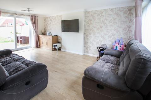 11 Birchen Road, Park Gate, Southampton, SO31 6QS