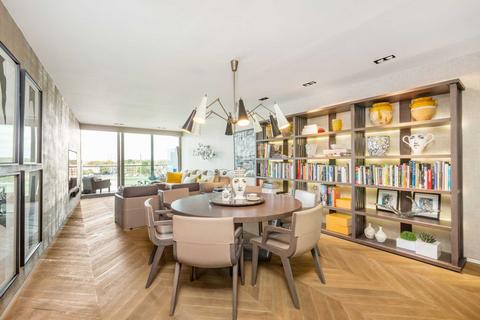 2 bedroom apartment for sale, Albion Riverside, 8 Hester Road, SW11