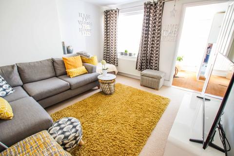 2 Westbrook Close, Park Gate, Southampton, SO31 7AU