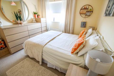 2 Westbrook Close, Park Gate, Southampton, SO31 7AU