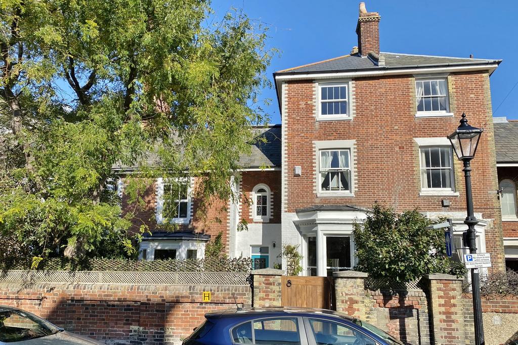 Auckland Road West, Southsea 6 bed terraced house £775,000