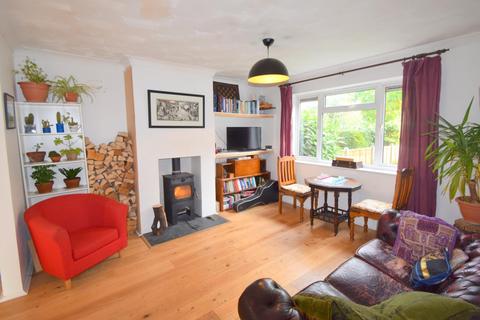 4 Thames Mead, Windsor, SL4 5NE
