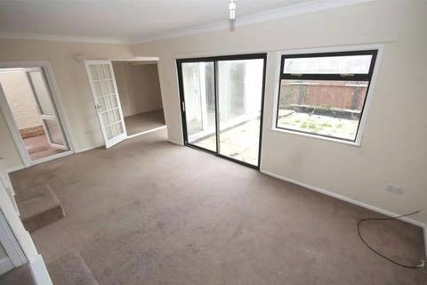 7 Allen Way, St Osyth, Clacton-on-sea, CO16 8NS