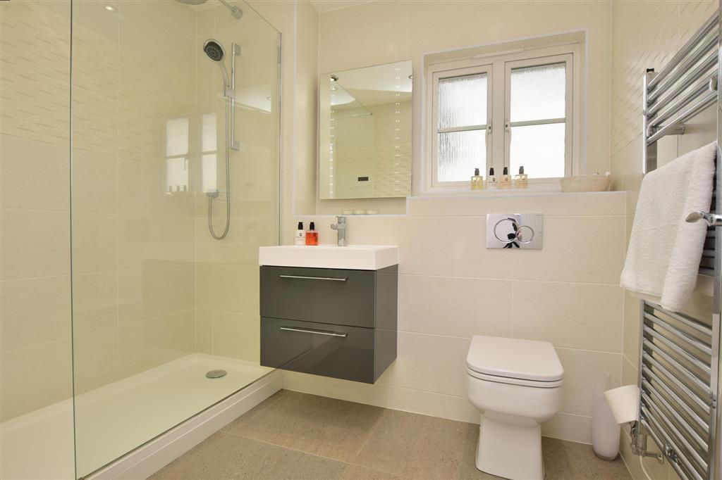 Family Shower Room