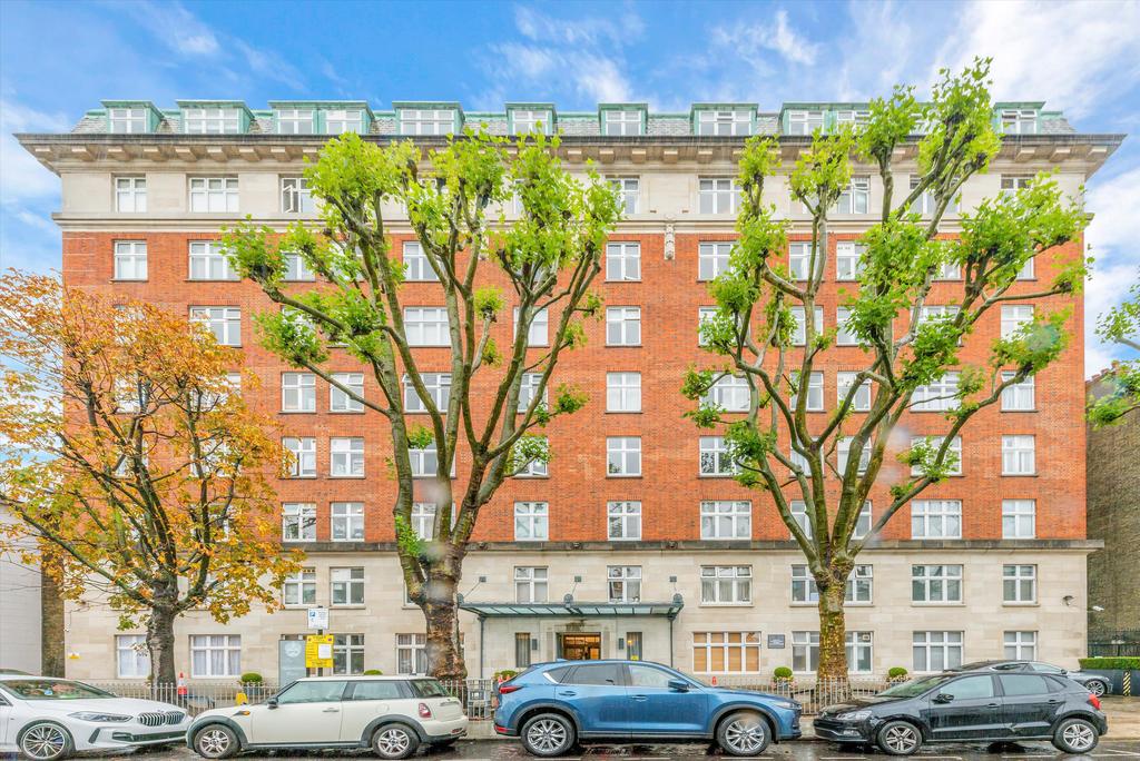 Abercorn Place, St John's Wood, London, NW8 3 bed flat £2,687 pcm (£
