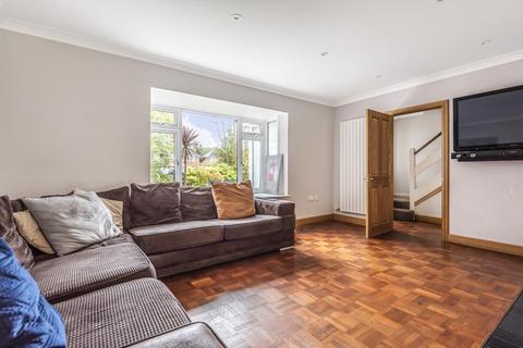 6 Bramwell Close, Sunbury-on-thames, TW16 5PU