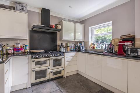 6 Bramwell Close, Sunbury-on-thames, TW16 5PU
