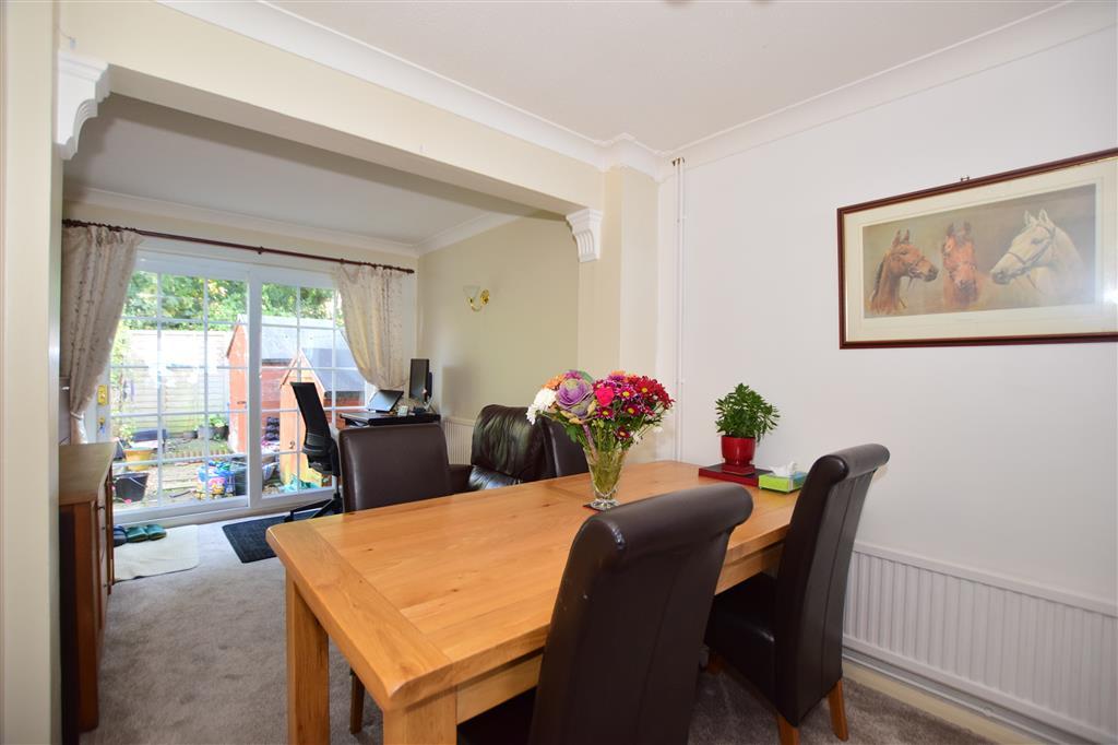Newlands Crescent, East Grinstead, West Sussex 3 bed end of terrace