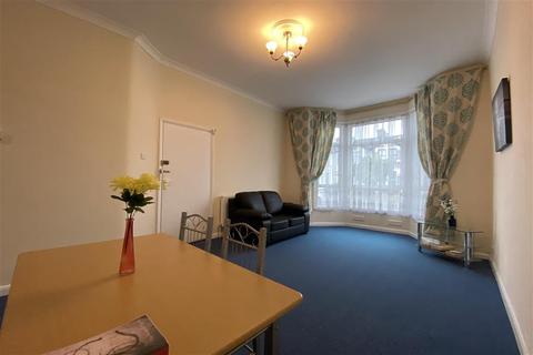 68a Courtland Avenue, Ilford, IG1 3DP