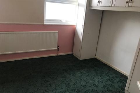 5 Veronica Close, Romford, RM3 8JN