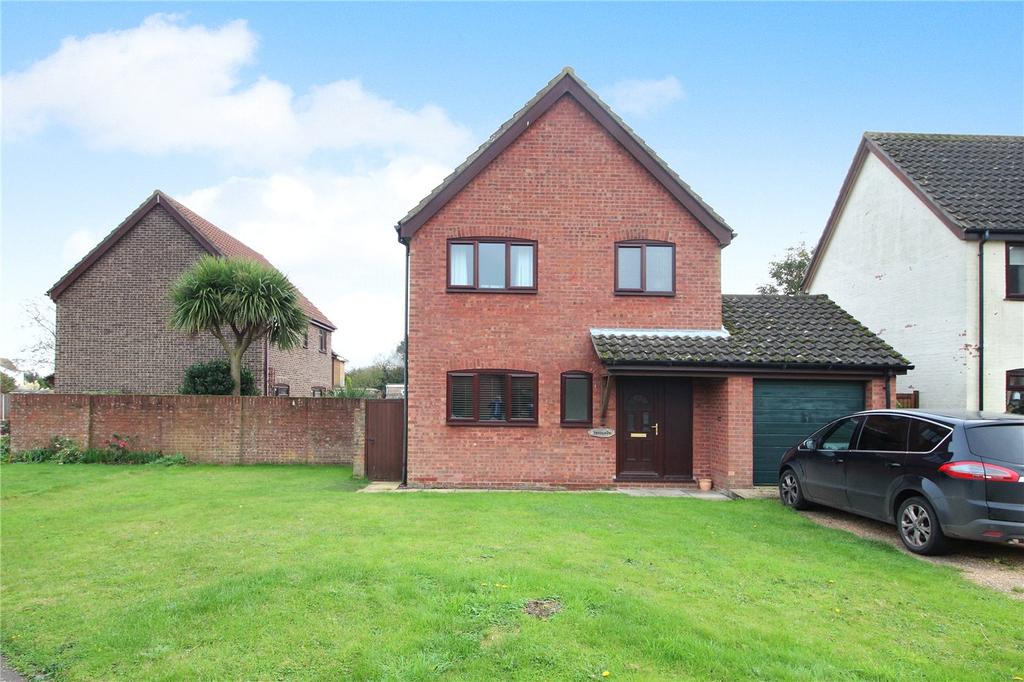 Meadow Way, Poringland, Norwich... 3 bed detached house £300,000