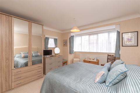 31 Samuels Drive, Thorpe Bay, Southend-on-sea, SS1 3PR