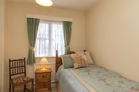 31 Samuels Drive, Thorpe Bay, Southend-on-sea, SS1 3PR