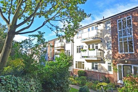 2 bedroom apartment to rent, Riverview Heights, Eglinton Hill, Shooters Hill, London, SE18