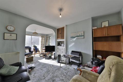 14 Askham Grove, York, YO24 3HE