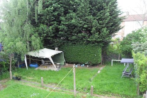 24a Tenby Gardens, Northolt, UB5 4DH