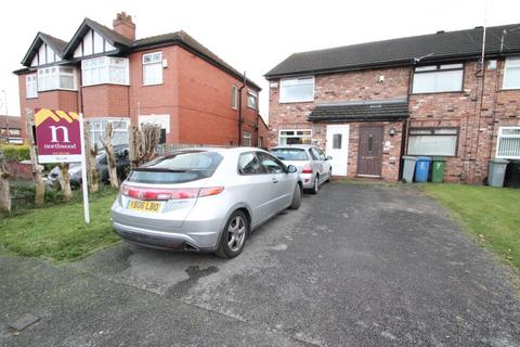 2 bedroom end of terrace house to rent, Denmark Road, Sale, M33