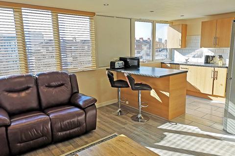 2 bedroom apartment to rent, Melbourne Court, Howard Street, Quayside, Newcastle Upon Tyne