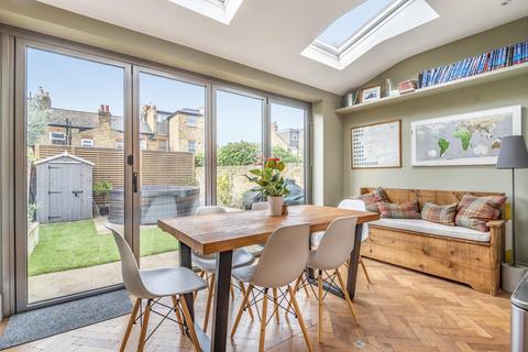 33 Aldren Road, London, SW17 0JT