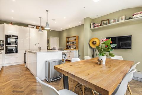 33 Aldren Road, London, SW17 0JT