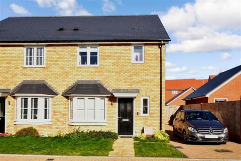 8 Barchamber Way, Gravesend, DA12 2FA