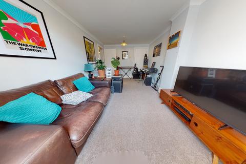 2 bedroom flat to rent, Upper Gardner Street, Brighton, BN1