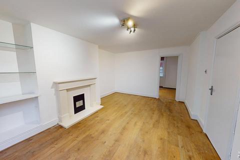 2 bedroom flat to rent, 13- 14 Marine Parade, Brighton, BN2