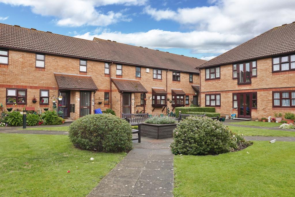 POSTERN CLOSE, PORTCHESTER 1 bed retirement property £125,000