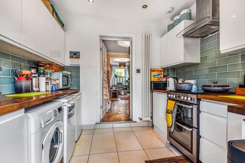 25 Kingsley Road, London, SW19 8HF