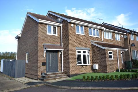 34 Lancer Way, Billericay, CM12 0XA