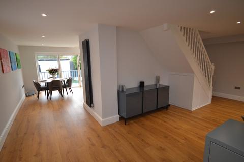 34 Lancer Way, Billericay, CM12 0XA