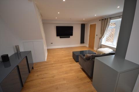 34 Lancer Way, Billericay, CM12 0XA