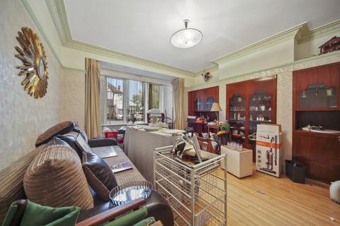 18 Boston Vale, London, W7 2AP