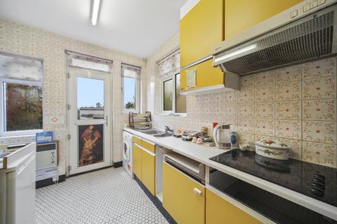 18 Boston Vale, London, W7 2AP