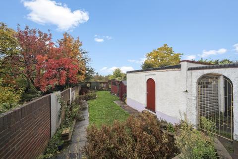 18 Boston Vale, London, W7 2AP