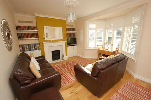 156 Ladykirk Drive, Glasgow, G52 2NX