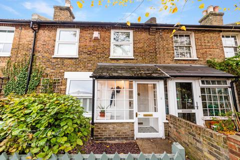 5 Couthurst Road, London, SE3 8TN