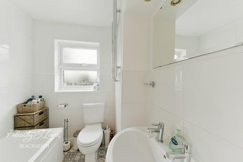 5 Couthurst Road, London, SE3 8TN