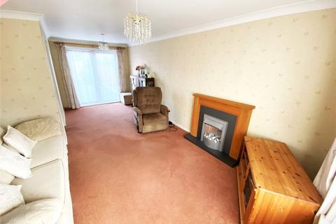 19 Selkirk Close, Merley, Wimborne, BH21 1TN