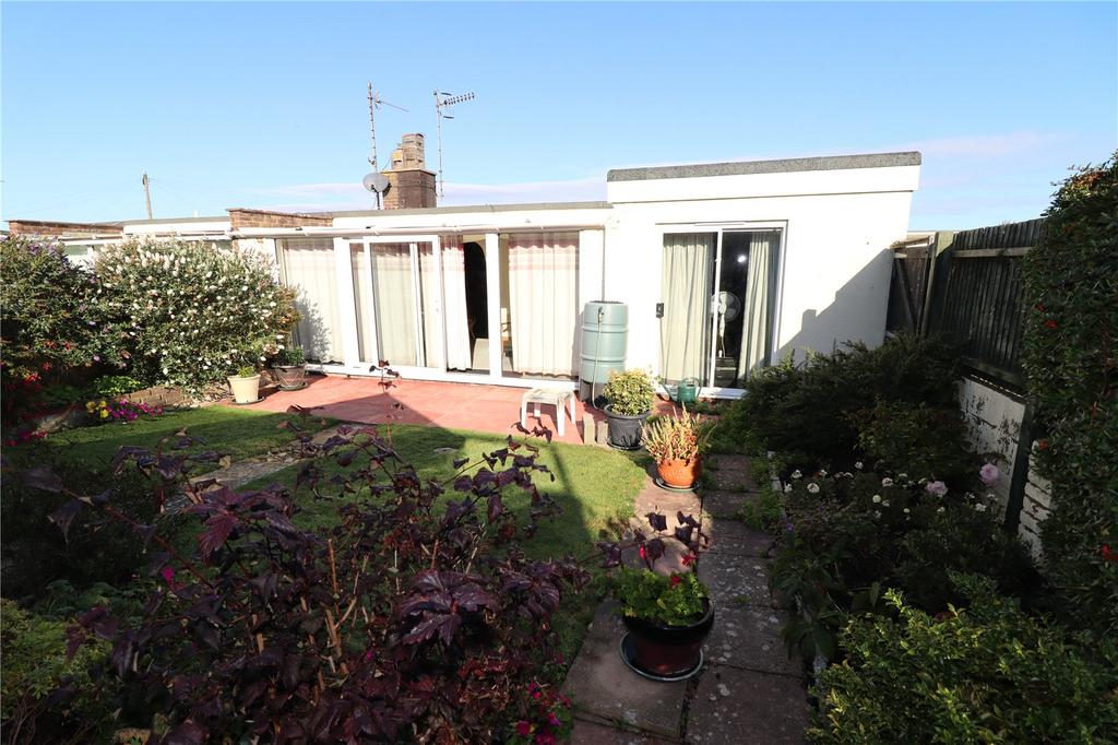 The Square, Beachlands, Pevensey Bay... 3 bed bungalow £269,000